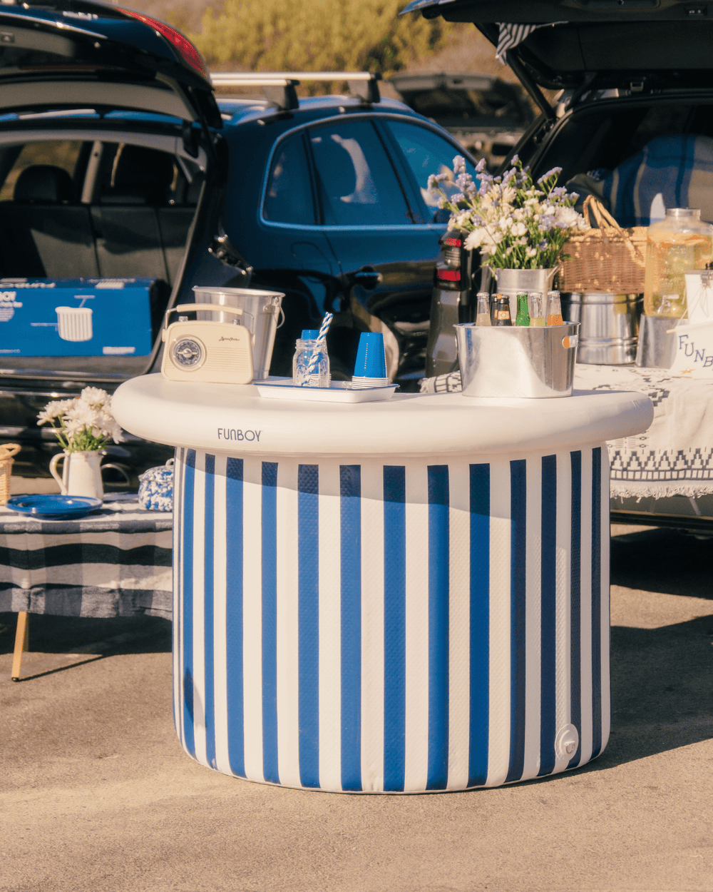 Inflatable Portable Bar perfect for Tailgates & Parties | FUNBOY Discount